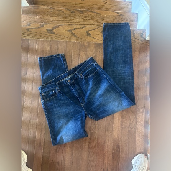 LIKE NEW Levi’s 513 38x34 - Picture 5 of 9